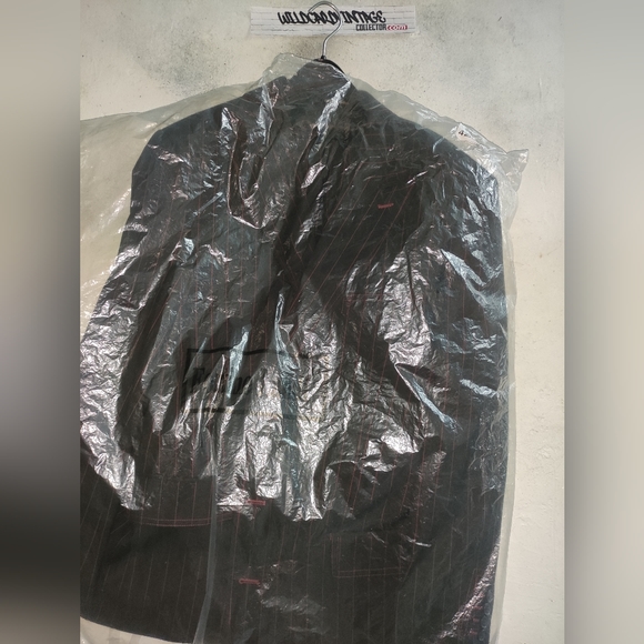 Men’s black with Red pinstripe Zoot Suit Size 42R - Picture 5 of 12